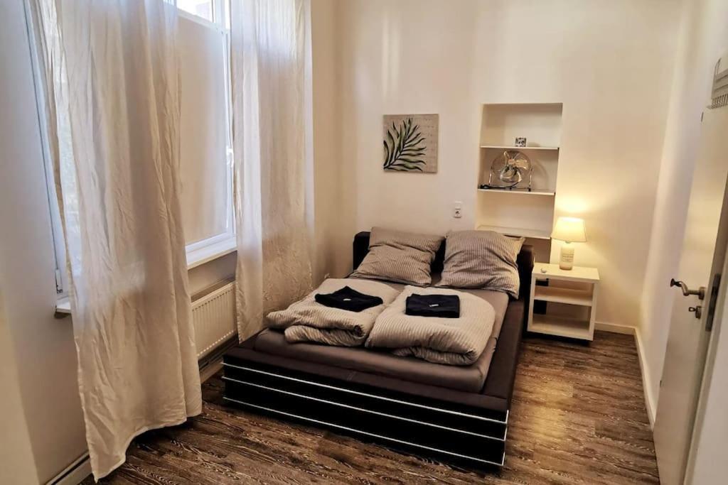 6 Personen Ferienwohnung - In Der Innenstadt Wilhelmshaven Buitenkant foto